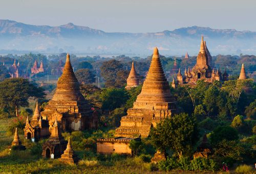 bagan-pagan-mandalay-myanmar-shutterstock_189995696