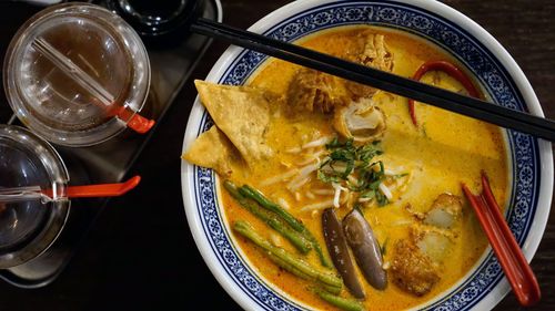 Curry Nyonya Laksa. A Malaysian Nyonya (Peranakan) traditional food © Mohd Syis Zulkipli/Shutterstock