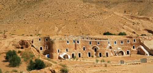 troglodyte-house-matmata-tunisia-shutterstock_796819228